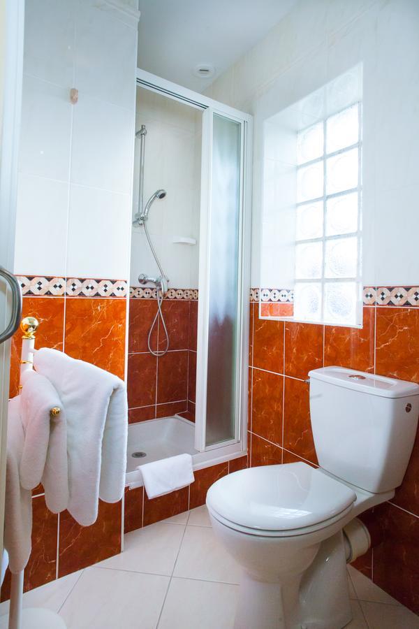Logis Hotel Restaurant Le Commerce Guichen Dış mekan fotoğraf